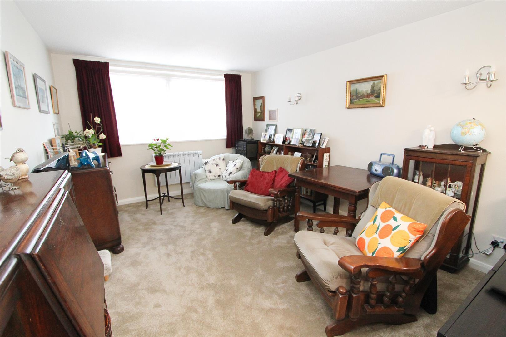 Onslow Gardens, Wallington
